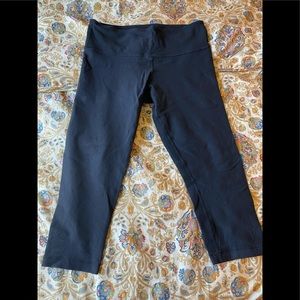 Lululemon crops